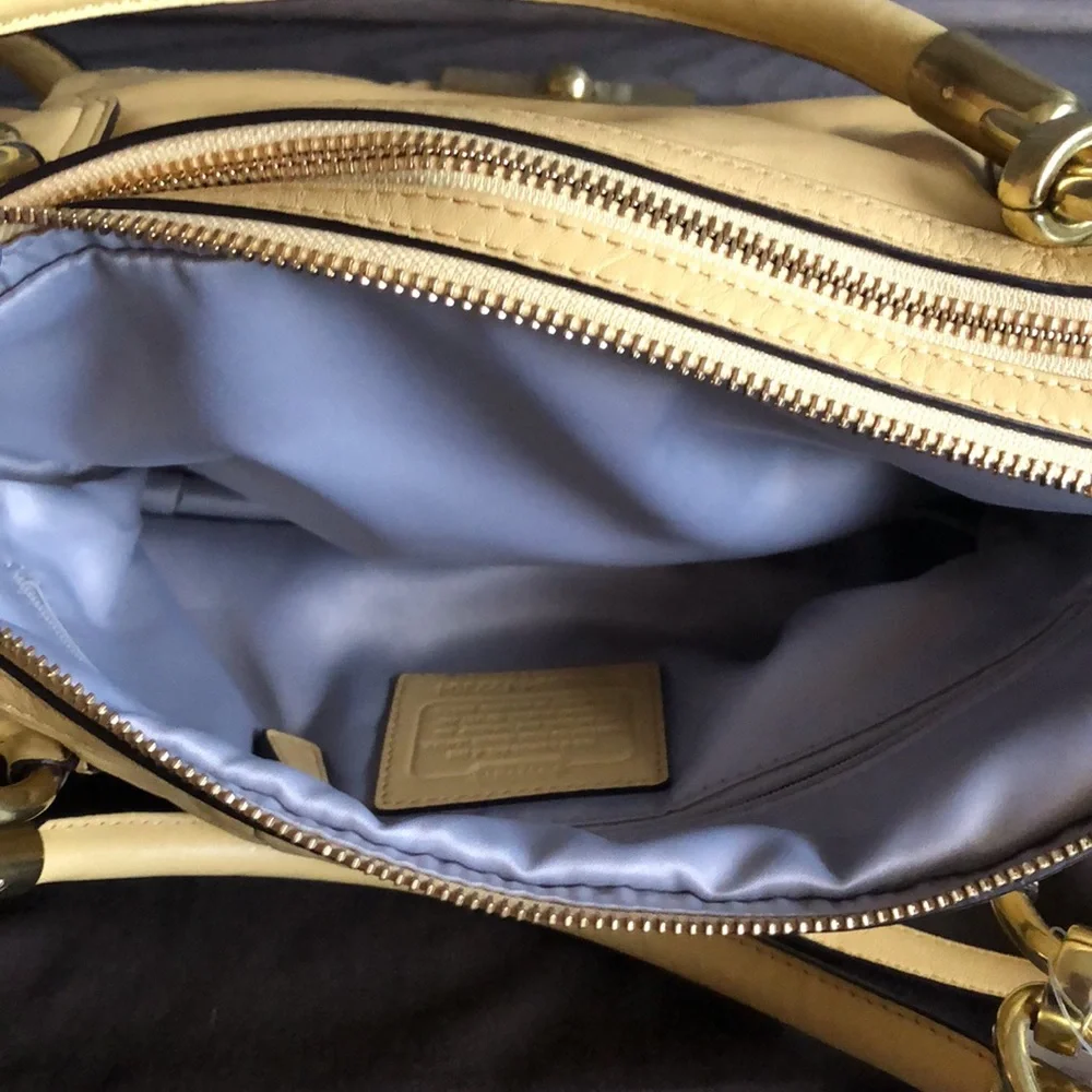NWT Factory Coach Handbag - Picture 7 of 13